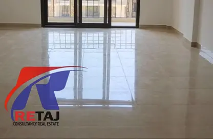 شقة - 3 غرف نوم - 3 حمامات للايجار في فيفث سكوير - التجمع الخامس - مدينة القاهرة الجديدة - القاهرة