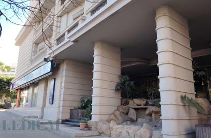 مساحات مكتبية - استوديو - 2 حمامات للبيع في شارع كفر عبده - كفر عبده - رشدي - حي شرق - الاسكندرية