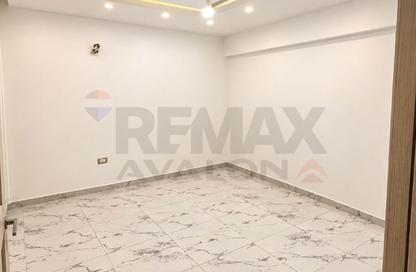 Apartment - 3 - 2 for rent in Zaki Ragab St. - Smouha - Hay Sharq - Alexandria