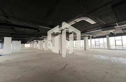 طابق كامل - استوديو - 1 حمام للايجار في شارع التسعين الجنوبي - التجمع الخامس - مدينة القاهرة الجديدة - القاهرة