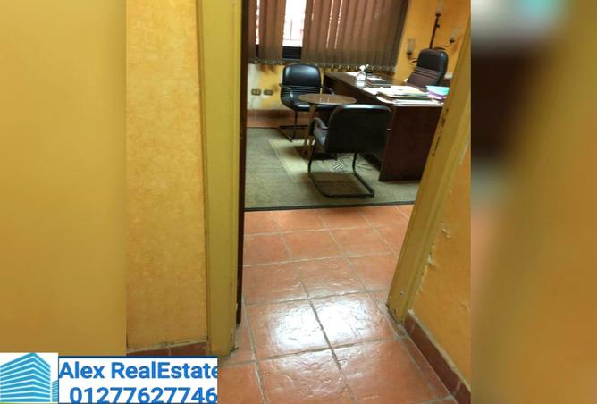 8569088 - Property Image 3