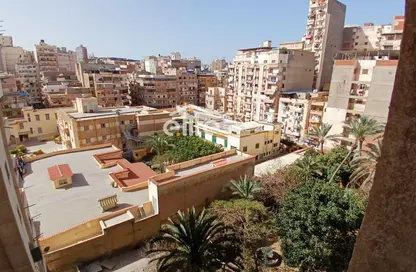شقة - 3 غرف نوم - 3 حمامات للبيع في فلمنج - حي شرق - الاسكندرية