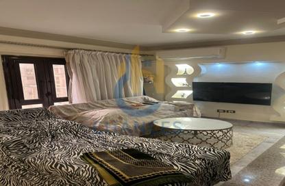 Apartment - 2 Bedrooms - 2 Bathrooms for sale in Tanfez Al Ahkam St. - Zahraa El Maadi - Hay El Maadi - Cairo