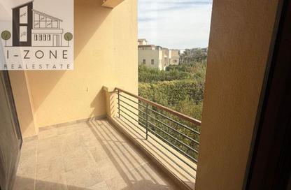 Twin House - 3 Bedrooms - 3 Bathrooms for rent in Uptown Cairo - Mokattam - Cairo