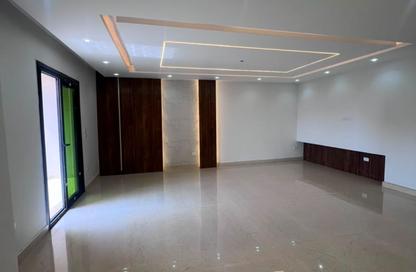 Apartment - 3 Bedrooms - 3 Bathrooms for sale in Mahmoud Awad St. - 6th Zone - Nasr City - Cairo