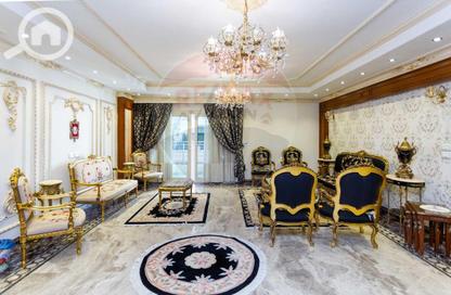 Apartment - 4 Bedrooms - 2 Bathrooms for sale in Laurent - Hay Sharq - Alexandria