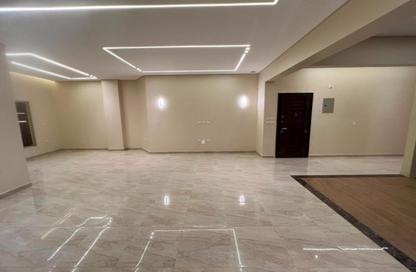 Apartment - 2 Bedrooms - 2 Bathrooms for rent in New Cairo City - Cairo