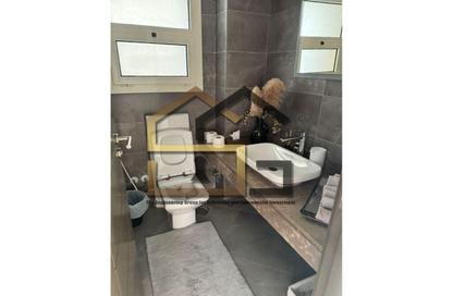 Apartment - 3 Bedrooms - 3 Bathrooms for sale in New Giza - Cairo Alexandria Desert Road - 6 October City - Giza