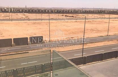 شقة - 3 غرف نوم - 3 حمامات للبيع في كمبوند البروج - كمبوندات الشروق - مدينة الشروق - القاهرة