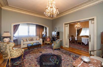 Duplex - 5 Bedrooms - 5 Bathrooms for sale in Al Kanesa Al Angelaya St. - Stanley - Hay Sharq - Alexandria