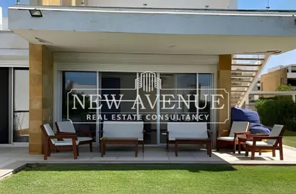 شاليه - 5 غرف نوم - 5 حمامات للبيع في سي شيل - سيدي عبد الرحمن - الساحل الشمالي