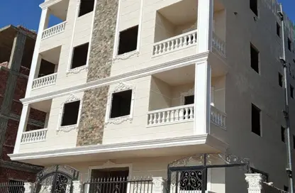 شقة - 3 غرف نوم - 2 حمامات للبيع في شارع النوادي - حدائق اكتوبر - مدينة 6 أكتوبر - الجيزة