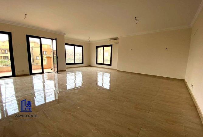 98549774 - Property Image 3