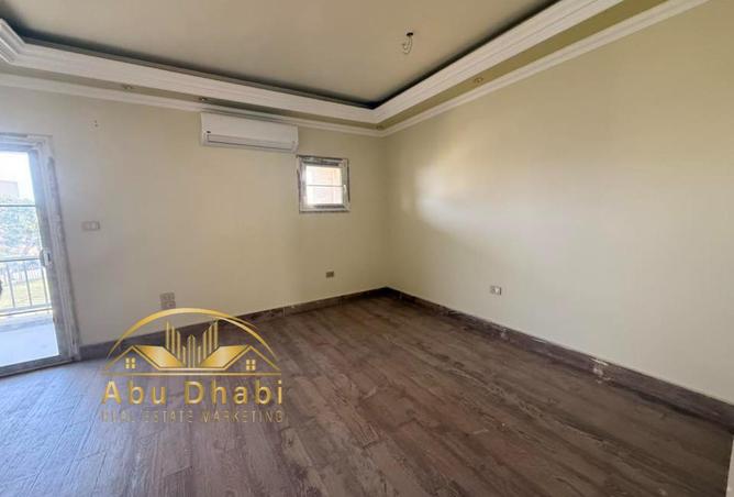 54233466 - صورة العقار 2