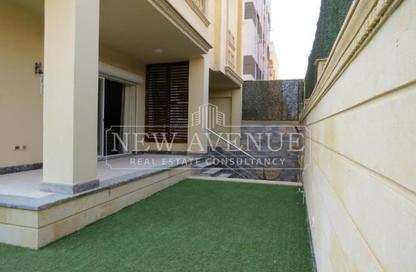 Villa - 5 Bedrooms - 4 Bathrooms for sale in Cliff Mall New Cairo - South Teseen St. - The 5th Settlement - New Cairo City - Cairo