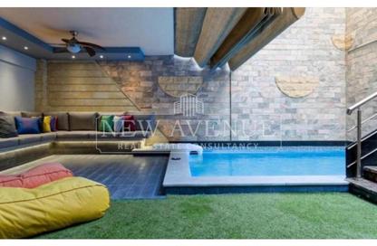 Villa - 5 Bedrooms - 4 Bathrooms for sale in Cliff Mall New Cairo - South Teseen St. - The 5th Settlement - New Cairo City - Cairo