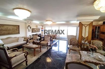 Duplex - 3 Bedrooms - 4 Bathrooms for sale in Ard El Golf - Heliopolis - Masr El Gedida - Cairo