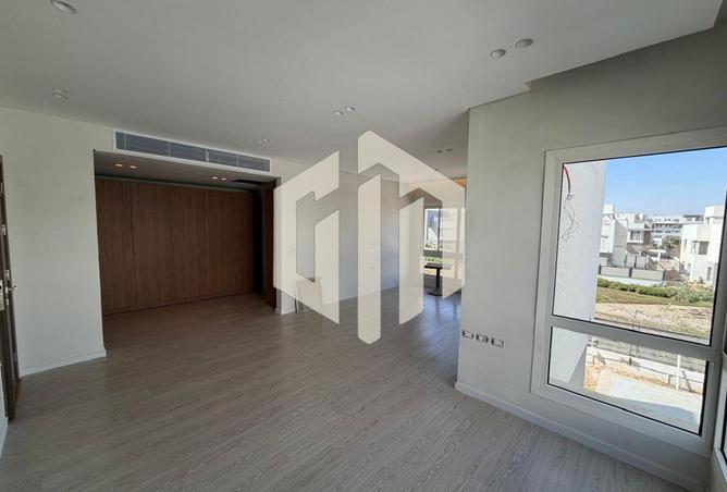 8701420 - Property Image 2