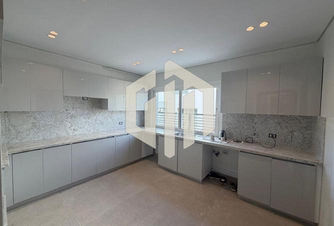 8701420 - Property Image 3