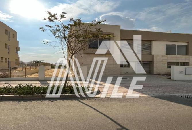 70633157 - صورة العقار 2