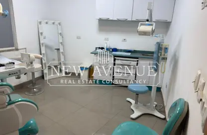 عيادة - غرفة نوم - 2 حمامات للايجار في امتداد الرحاب - الرحاب - مدينة القاهرة الجديدة - القاهرة