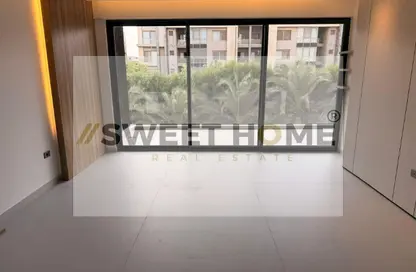 Apartment - 2 Bedrooms - 2 Bathrooms for sale in Lake View Residence - 5th Settlement Compounds - The 5th Settlement - New Cairo City - Cairo