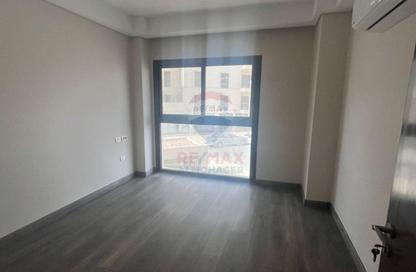 Apartment - 2 Bedrooms - 2 Bathrooms for rent in Park Side Residence - Zed Towers - Sheikh Zayed Compounds - Sheikh Zayed City - Giza