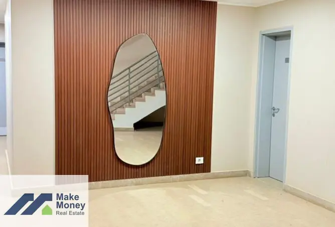 102076602 - Property Image 3