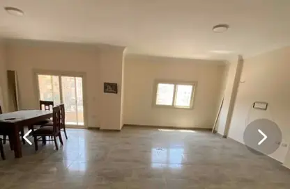 Apartment - 3 Bedrooms - 2 Bathrooms for rent in Al Gezira St. - South Investors Area - New Cairo City - Cairo