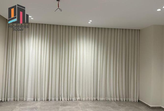 72170034 - Property Image 2