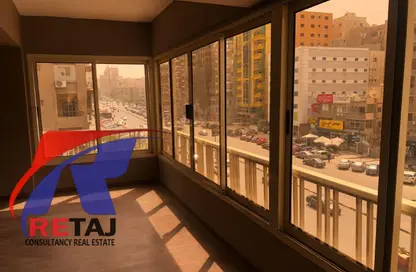 Apartment - 6 Bedrooms - 3 Bathrooms for sale in Samir Abdel Raouf St. - 8th Zone - Nasr City - Cairo