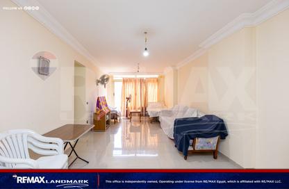 شقة - 3 غرف نوم - 2 حمامات للبيع في شارع محمود العيسوي - سيدي بشر - حي اول المنتزة - الاسكندرية شقة - 3 غرف نوم - 2 حمامات للبيع في شارع محمود العيسوي - سيدي بشر - حي اول المنتزة - الاسكندرية
