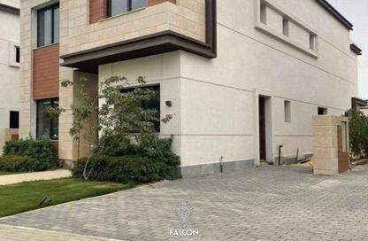 Villa - 3 Bedrooms - 3 Bathrooms for sale in Azzar - 5th Settlement Compounds - The 5th Settlement - New Cairo City - Cairo
