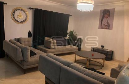 Apartment - 3 Bedrooms - 2 Bathrooms for sale in Orouba Axis - Area A - Ganoob El Acadimia - New Cairo City - Cairo