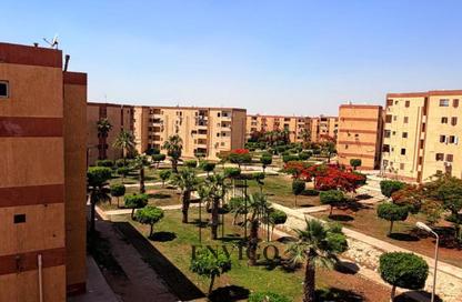 Apartment - 3 Bedrooms - 1 Bathroom for sale in Taha Hussein Axia - District 4 - The 5th Settlement - New Cairo City - Cairo