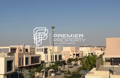 Villa - 4 - 4 for sale in Sodic East - 6th District - New Heliopolis - Cairo