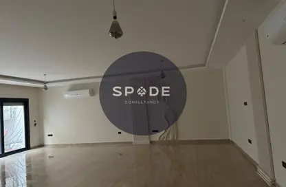 Villa - 6 Bedrooms - 7 Bathrooms for sale in Azzar - 5th Settlement Compounds - The 5th Settlement - New Cairo City - Cairo