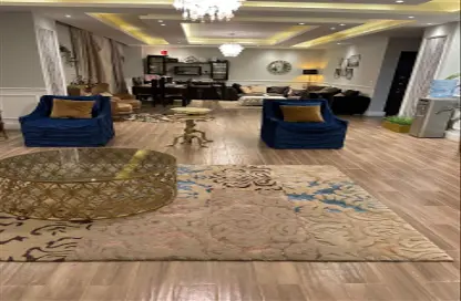 شقة - 3 غرف نوم - 3 حمامات للايجار في المستثمرين الجنوبية - مدينة القاهرة الجديدة - القاهرة