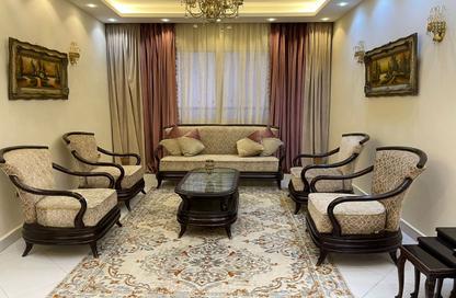 Apartment - 2 Bedrooms - 1 Bathroom for sale in Hay El Manial - Cairo