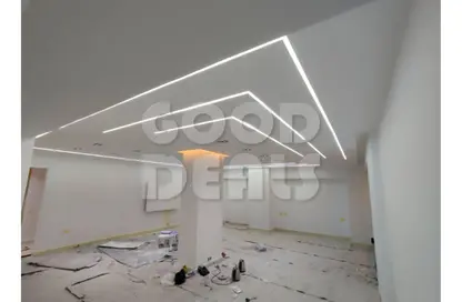 Apartment - 3 Bedrooms - 3 Bathrooms for sale in Gameat Al Dewal Al Arabeya St. - Mohandessin - Giza