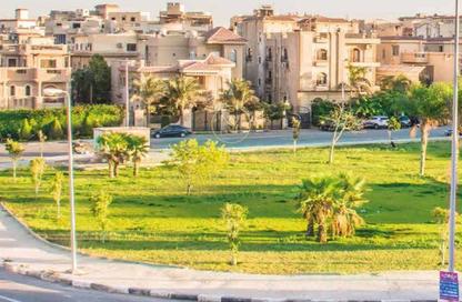 Villa - 7+ Bedrooms - 6 Bathrooms for sale in Al Shouyfat - 5th Settlement Compounds - The 5th Settlement - New Cairo City - Cairo