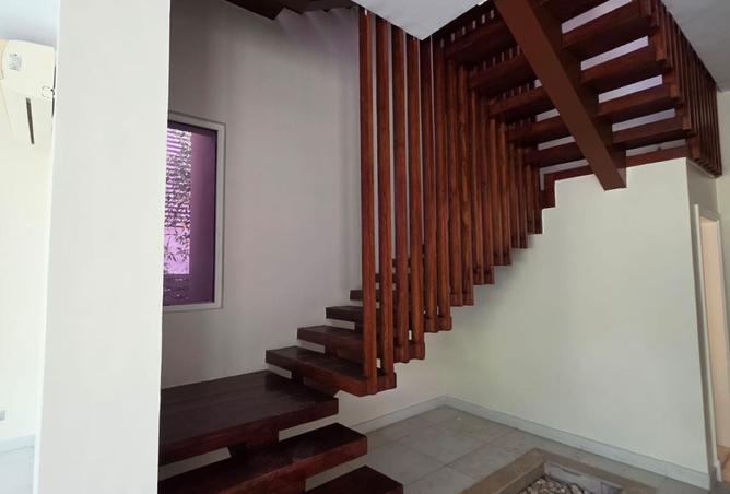 97728076 - Property Image 2