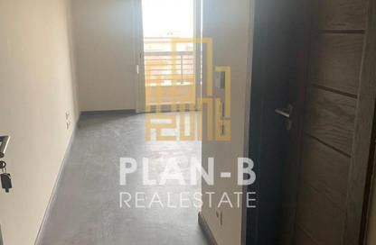 شقة - 2 حمامات للايجار في نيو جيزة - طريق مصر اسكندرية الصحراوي - مدينة 6 أكتوبر - الجيزة شقة - 2 حمامات للايجار في نيو جيزة - طريق مصر اسكندرية الصحراوي - مدينة 6 أكتوبر - الجيزة