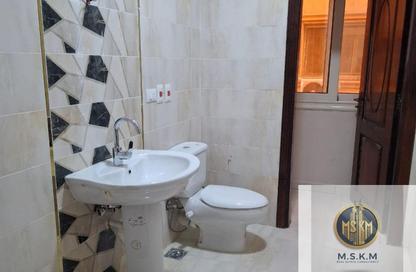 شقة - 4 غرف نوم - 2 حمامات للايجار في عمارات البنفسج - البنفسج - مدينة القاهرة الجديدة - القاهرة