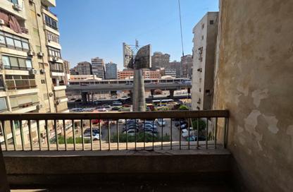 شقة - 2 غرف نوم - 1 حمام للبيع في شارع عمارات رابعه - ارض الجولف - مصر الجديدة - القاهرة شقة - 2 غرف نوم - 1 حمام للبيع في شارع عمارات رابعه - ارض الجولف - مصر الجديدة - القاهرة