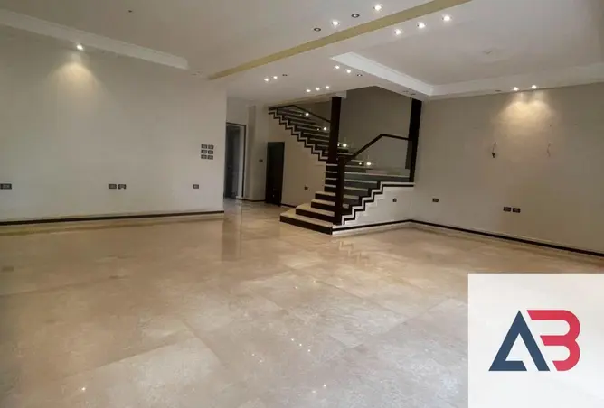 114349004 - Property Image 3