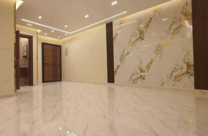 Apartment - 2 - 2 for sale in Zahraa Al Maadi St. - Degla - Hay El Maadi - Cairo