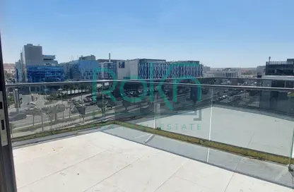 عيادة - 3 غرف نوم - 2 حمامات للبيع في اركان بلازا - محور 26 يوليو - الشيخ زايد - الجيزة