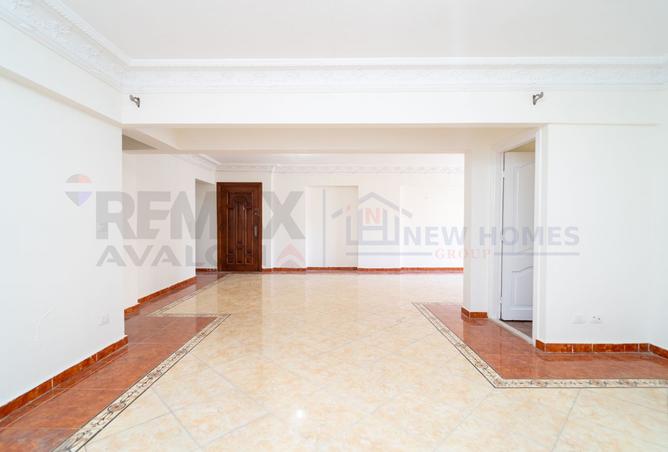 8515682 - Property Image 2