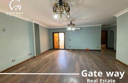 Apartment - 3 - 2 for sale in Sarayat Al Maadi - Hay El Maadi - Cairo